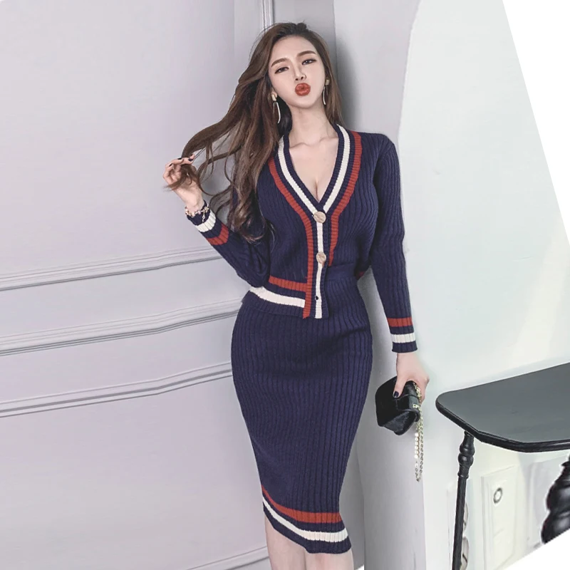 Women Elegant Stripe Splice 2 Piece Set Korean Chic Autumn Winter Temperament V Knitted Cardigan High Waist Midi Bodycon Skirt
Women Elegant Stripe Splice 2 Piece Set Korean Chic Autumn Winter Temperament V Knitted Cardigan High Waist Midi Bodycon Skirt