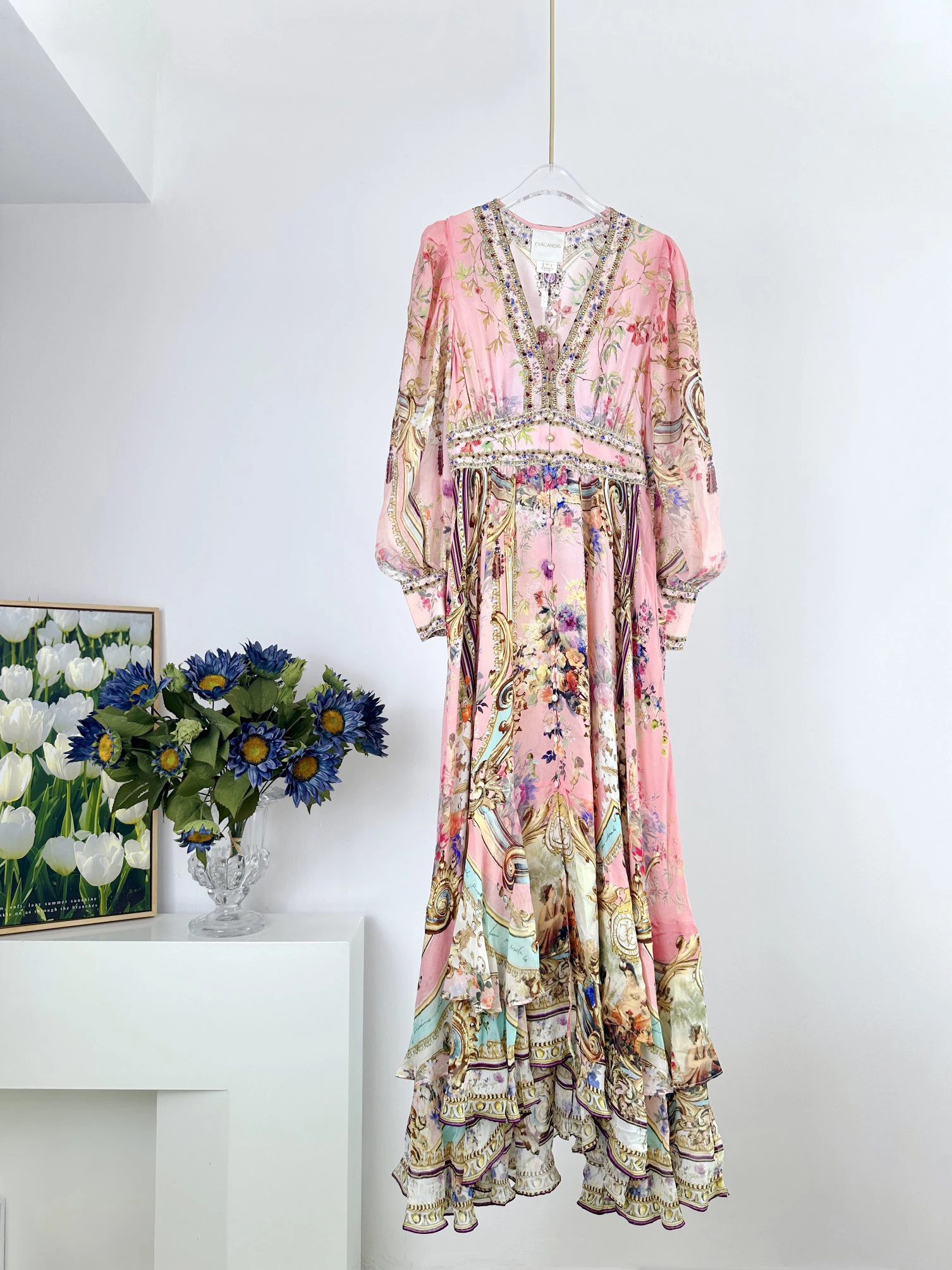 EVACANDIS 100% Real Silk Women New Vintage Sweet V-Neck Autumn Winter Long Lantern Sleeve Midi Dress Floral Printing Bohemian
EVACANDIS 100% Real Silk Women New Vintage Sweet V-Neck Autumn Winter Long Lantern Sleeve Midi Dress Floral Printing Bohemian