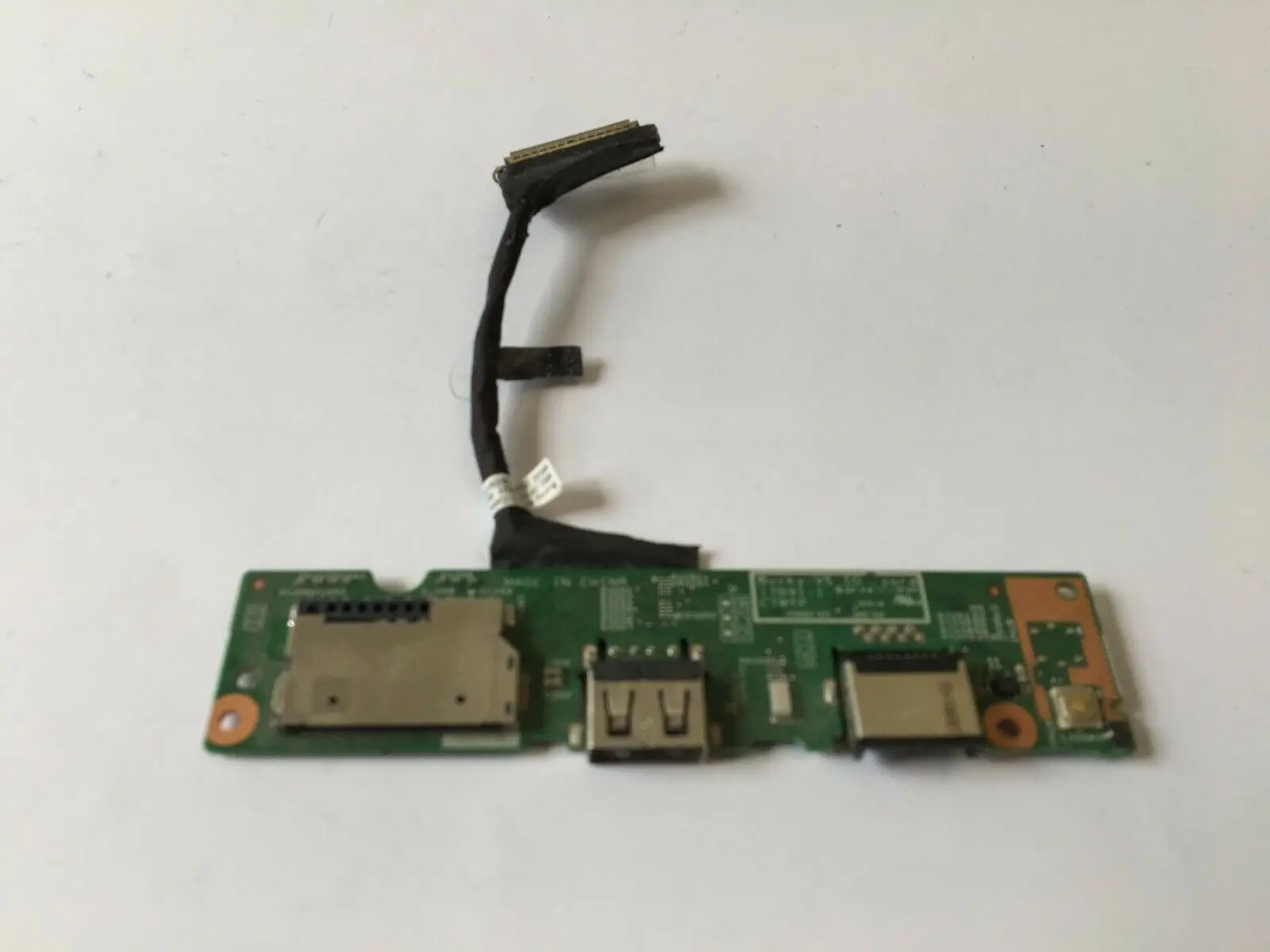 

FOR Dell OEM Vostro 5481 USB SD Card Reader Etherner IO Board 0DT1MH DT1MH