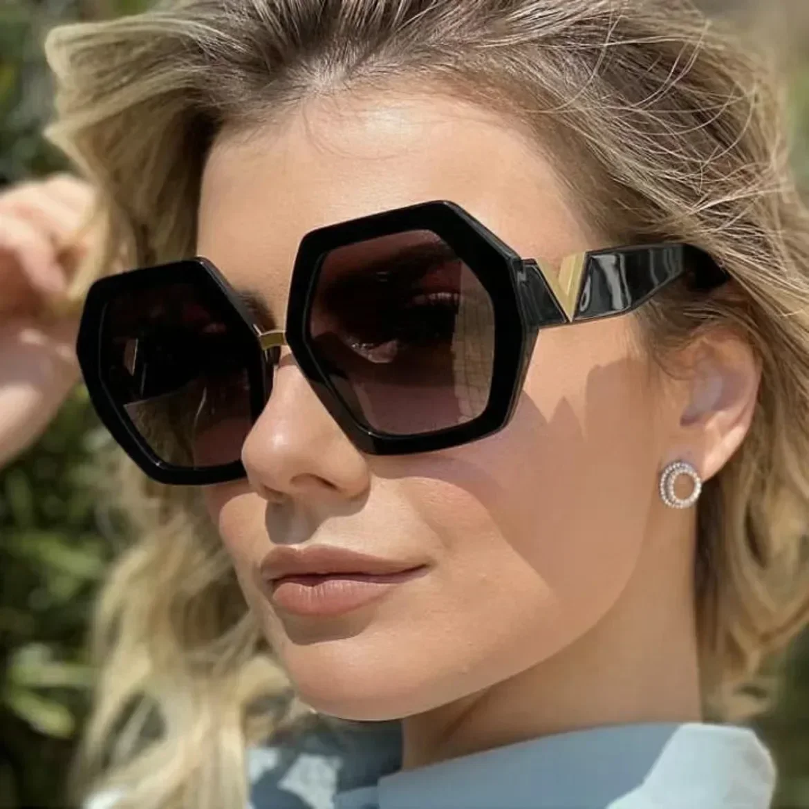Brand Classic Vintage Square Sunglasses Women Oversized Sunglass Woman Men Retro Black Sun Glasses Shades Goggle UV400
Brand Classic Vintage Square Sunglasses Women Oversized Sunglass Woman Men Retro Black Sun Glasses Shades Goggle UV400