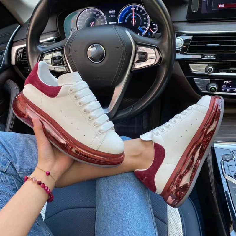 Designer Brand Unisex Transparent Sole Oversized Sneakers Ladies Thick Bottom Leather Casual Sports Tennis Shoes
Designer Brand Unisex Transparent Sole Oversized Sneakers Ladies Thick Bottom Leather Casual Sports Tennis Shoes