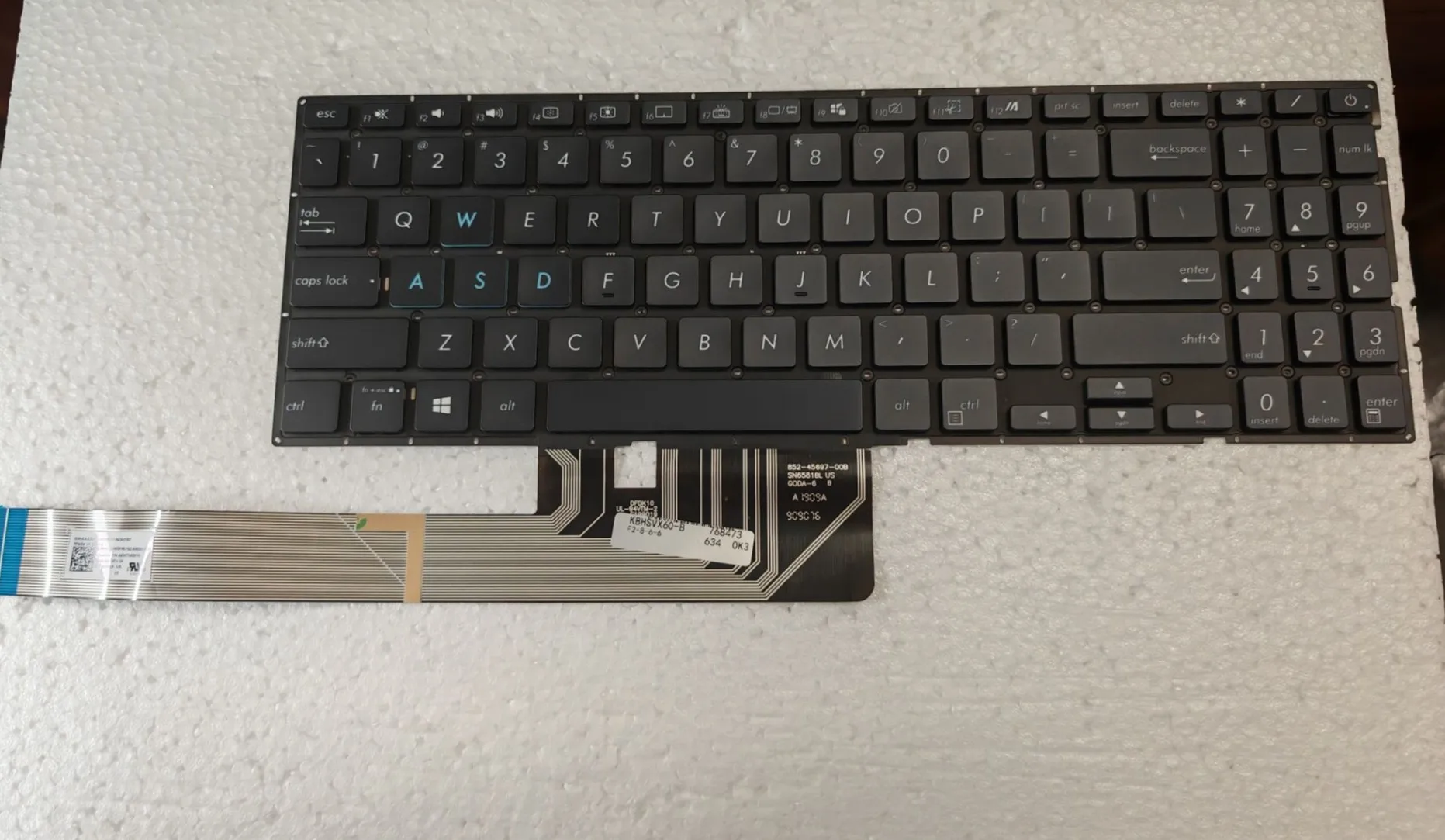Клавиатура US для Asus Mars15 X571G GT X571U K571 X571F F571G VX60GT VX60G F571 с подсветкой (blue WSAD)
Клавиатура US для Asus Mars15 X571G GT X571U K571 X571F F571G VX60GT VX60G F571 с подсветкой (blue WSAD)