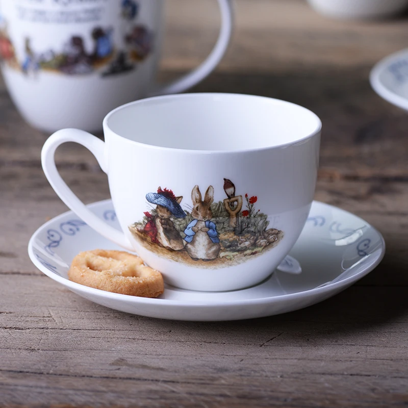 European Style Quality Cartoon Rabbit Style Bone China Coffee Tea Cup Saucer Set 250ML Ceramic Drinkware Home Kitchen Gift
European Style Quality Cartoon Rabbit Style Bone China Coffee Tea Cup Saucer Set 250ML Ceramic Drinkware Home Kitchen Gift