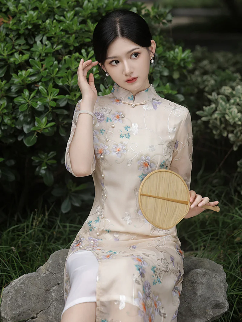 Шифоновое платье-Ципао цвета шампанского с вышивкой в китайском стиле, женское винтажное платье средней длины, улучшенное платье с коротким рукавом, 2023
Шифоновое платье-Ципао цвета шампанского с вышивкой в китайском стиле, женское винтажное платье средней длины, улучшенное платье с коротким рукавом, 2023