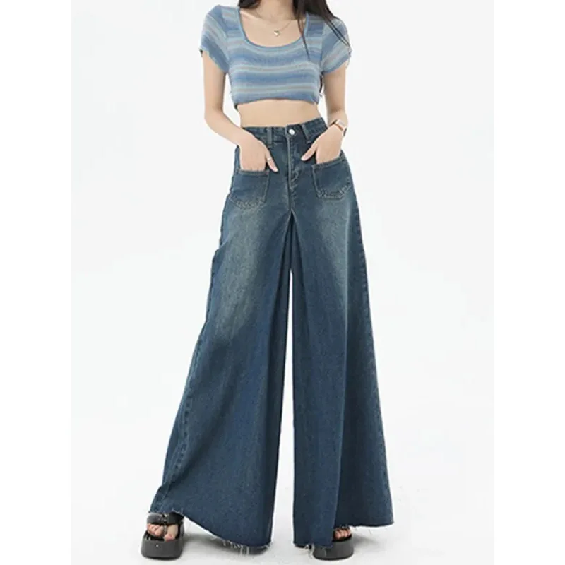 JUYABEI Hong Kong Retro Wide Leg Mop Jeans Women's Early Spring New High-waisted Spice Casual Slimming Loose Sag Pantdress
JUYABEI Hong Kong Retro Wide Leg Mop Jeans Women's Early Spring New High-waisted Spice Casual Slimming Loose Sag Pantdress