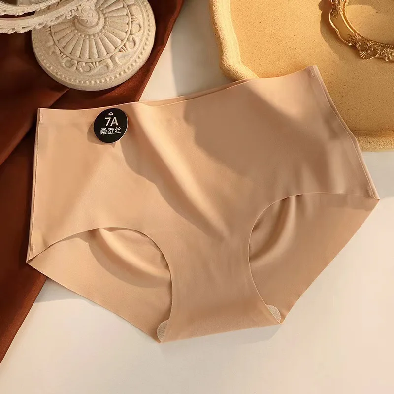 3pcs Seamless Panties Women Sexy Underwear Ice Silk Underpants Mid Waist Female Soft Solid Ultra-thin Briefs Fitness Yoga Pantys 17 Sc6b23b45002740688e6621928ff58f72C