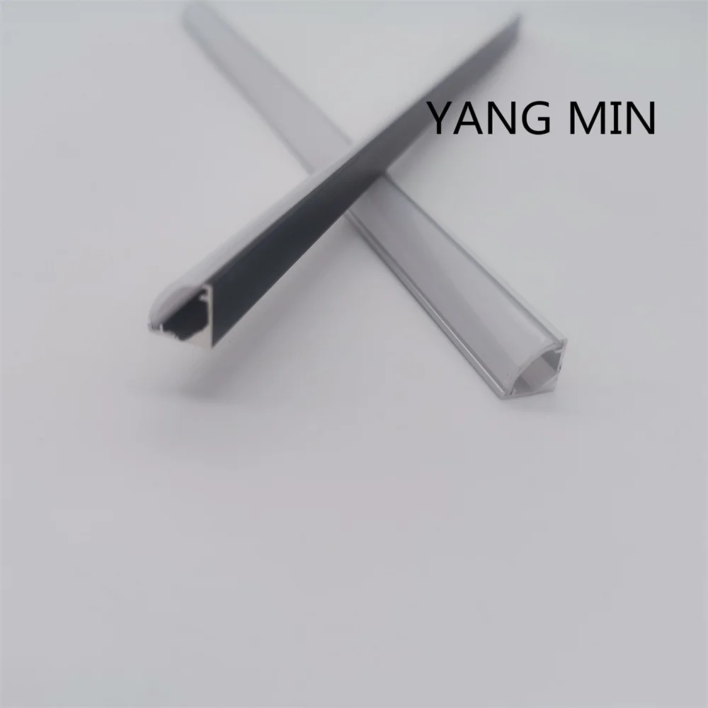 2.5m/pcs Hot selling anodized LED aluminum extruded profiles corner mounted aluminum profiles with diffuser cover profiles
2.5m/pcs Hot selling anodized LED aluminum extruded profiles corner mounted aluminum profiles with diffuser cover profiles