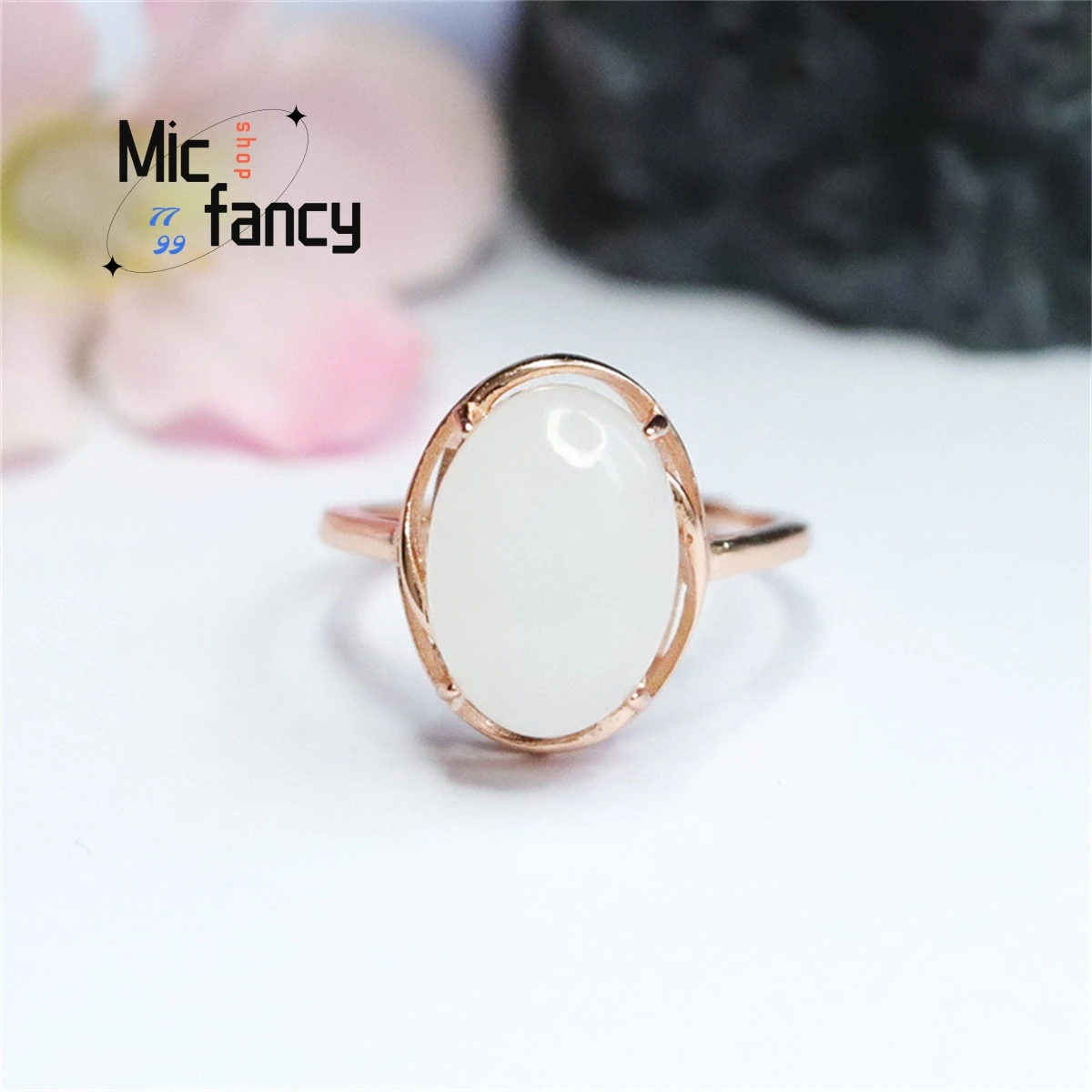 Natural S925 Silver Inlaid Hetian White Jade Egg Face Ring Simple Generous Versatile Beautiful Women Fine Jewelry Fashion Charm 
Natural S925 Silver Inlaid Hetian White Jade Egg Face Ring Simple Generous Versatile Beautiful Women Fine Jewelry Fashion Charm