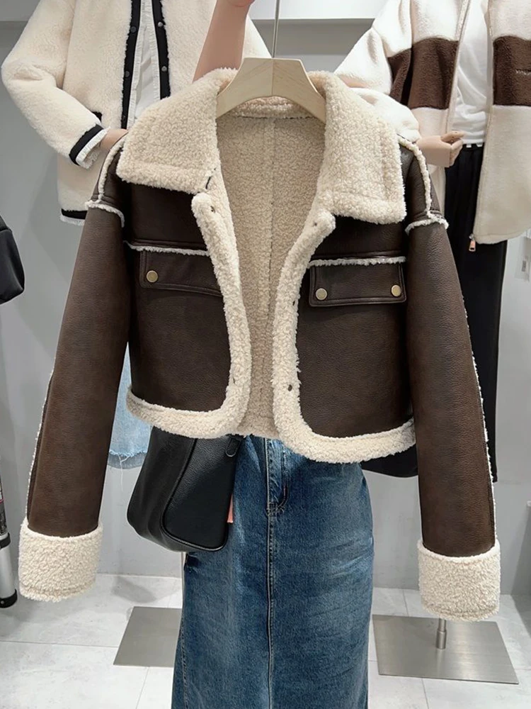 Fashion Women New Thick Warm Faux Shearling Jacket Coat Vintage Long Sleeve Front Button Female Outerwear Chic Tops
Fashion Women New Thick Warm Faux Shearling Jacket Coat Vintage Long Sleeve Front Button Female Outerwear Chic Tops