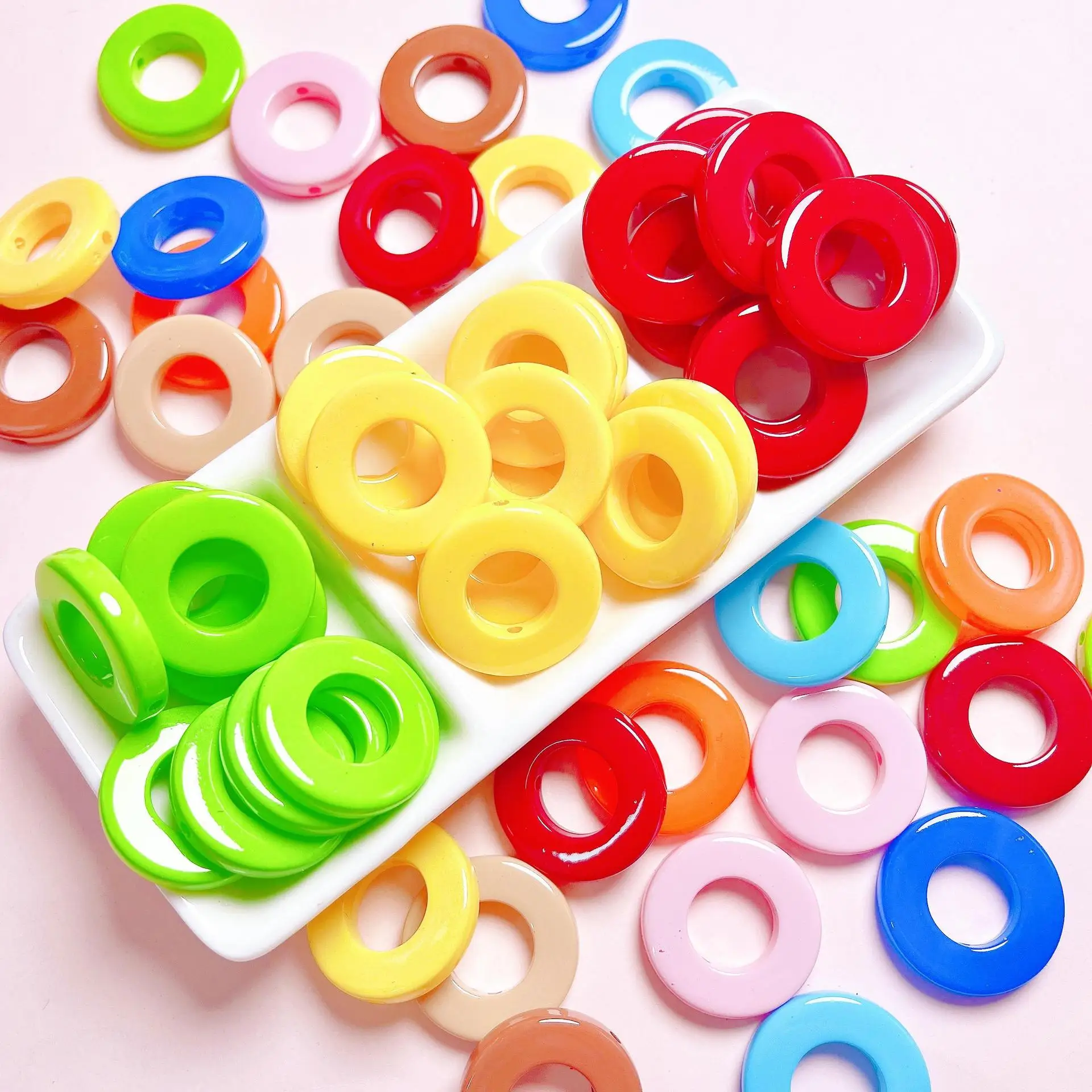 10pcs/lot Acrylic paint circle straight hole scattered , ring hand-painted bottom DIY mobile phone chain accessories materials
10pcs/lot Acrylic paint circle straight hole scattered , ring hand-painted bottom DIY mobile phone chain accessories materials