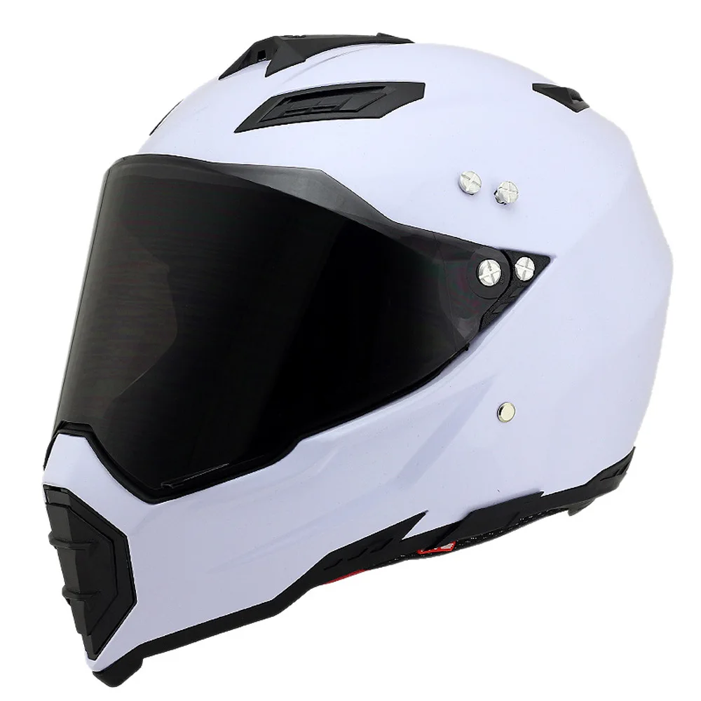 DOT-Certified Full-Face and Off-Road Motorcycle Helmets - for Men Who Love Mountain Biking and Rally Racing
DOT-Certified Full-Face and Off-Road Motorcycle Helmets - for Men Who Love Mountain Biking and Rally Racing