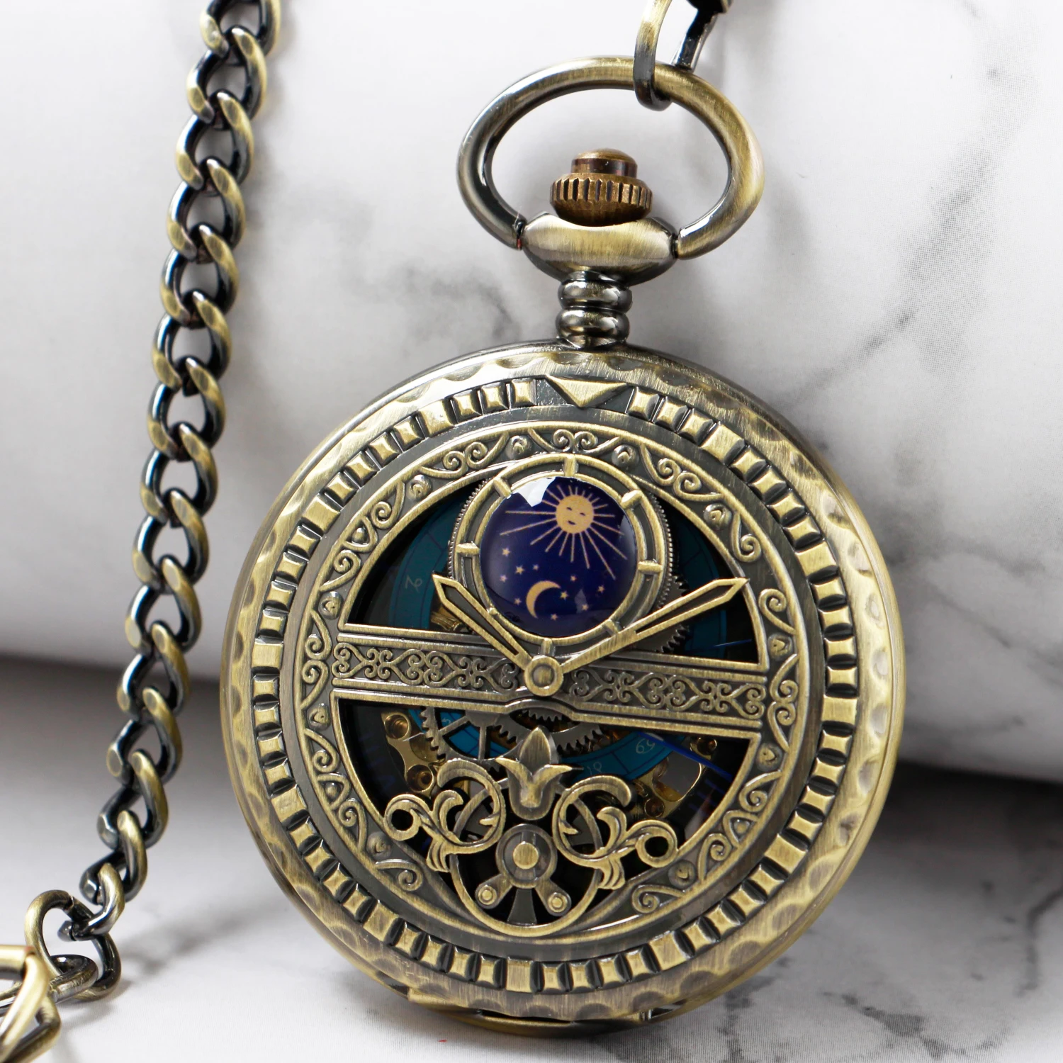 

Mens Antique Mechanical Hand Wind Pocket Watches Steampunk Men's Gentleman Suit Matching Gift Pendant Watch