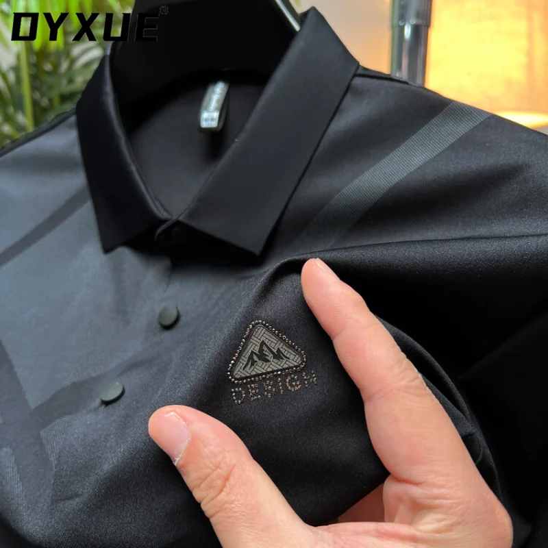 

DYXUE Summer Luxury Seamless Ice Silk Solid Color Cool Short-sleeved Polo Shirt Men's Lapel High-end Triangle Printing Top M-4XL