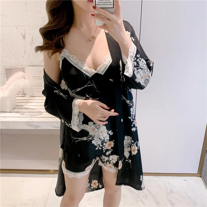 Lingerie 3Pcs Bathrobe Gown Stain Robe Nightgown Summer Lace Night Dress Sleepwear Nightie Black Floral Print Homewear
Lingerie 3Pcs Bathrobe Gown Stain Robe Nightgown Summer Lace Night Dress Sleepwear Nightie Black Floral Print Homewear