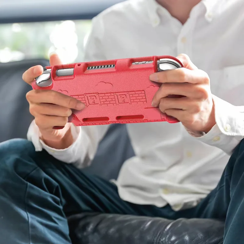 Game Console Protective Case for Switch Lite durable Fall Proof Ultralight Shockproof Protective Cover with 6 Game Card Slots
Game Console Protective Case for Switch Lite durable Fall Proof Ultralight Shockproof Protective Cover with 6 Game Card Slots