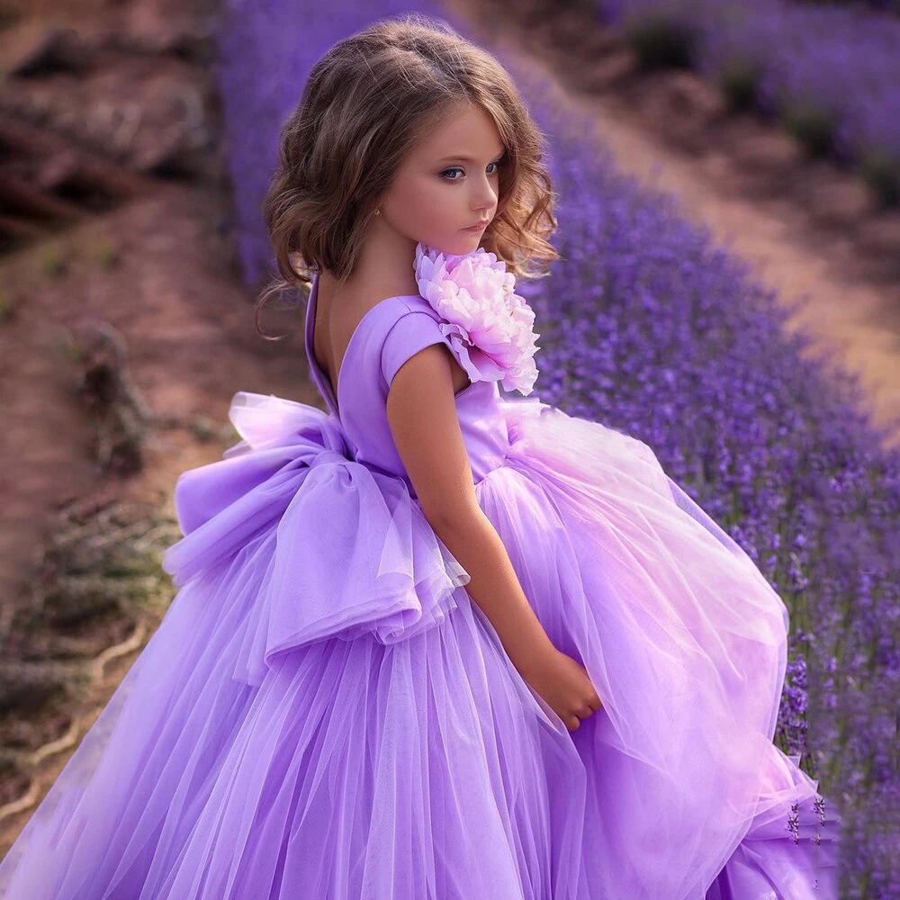 Lavender Tulle Lace Flower Girl Dresses Backless Floor Length Ball Gown For Wedding Vintage Little Kids Princess Pageant Costume
Lavender Tulle Lace Flower Girl Dresses Backless Floor Length Ball Gown For Wedding Vintage Little Kids Princess Pageant Costume