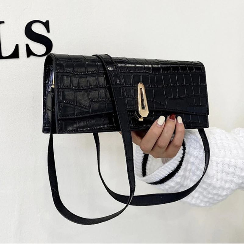 Women Crocodile Pattern Korean Simple Small Square Bags 2022 Autumn Fashion Lock Casual Hand-held Shoulder Messenger Bag
Women Crocodile Pattern Korean Simple Small Square Bags 2022 Autumn Fashion Lock Casual Hand-held Shoulder Messenger Bag