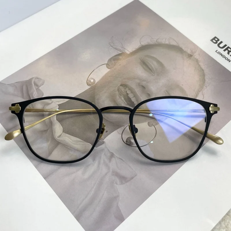 Japan Ultra Light Pure Titanium GlassesZYSWECCMen's and Women's Retro Oval Myopia Fashion Models Can Be Equipped with Degrees Ba
Japan Ultra Light Pure Titanium GlassesZYSWECCMen's and Women's Retro Oval Myopia Fashion Models Can Be Equipped with Degrees Ba