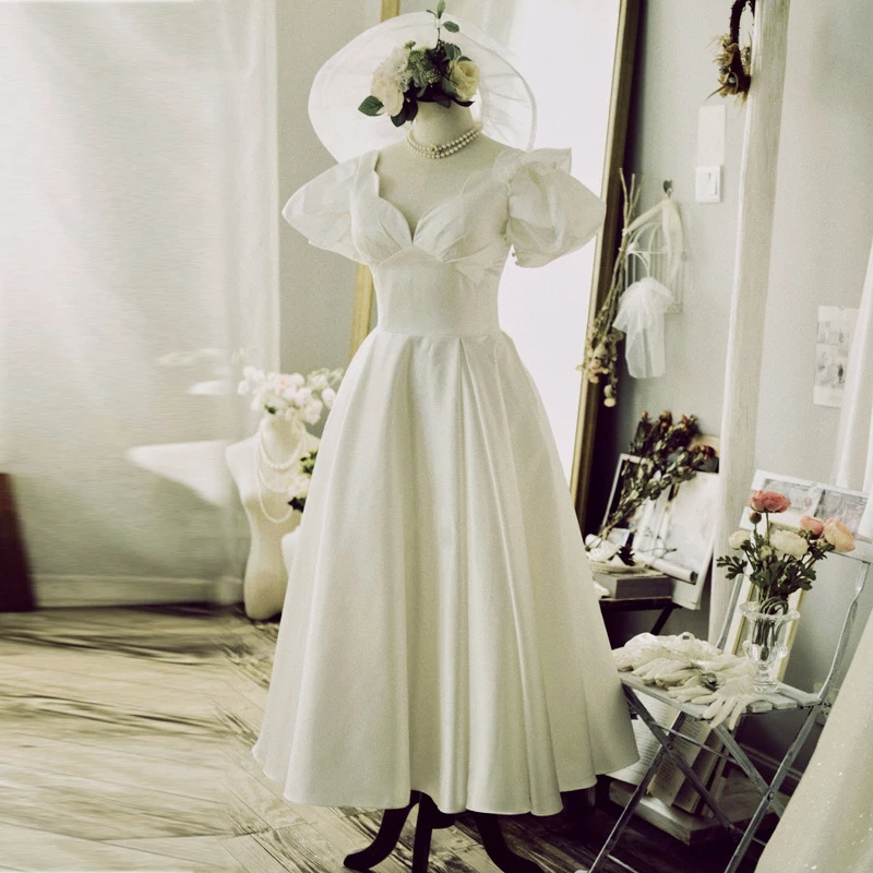 Real Photos Prom Dress 2024 A Line Puffy Sleeves V Neck with Big Bow Back Evening Party Gown Middle Length Zipper Back
Real Photos Prom Dress 2024 A Line Puffy Sleeves V Neck with Big Bow Back Evening Party Gown Middle Length Zipper Back