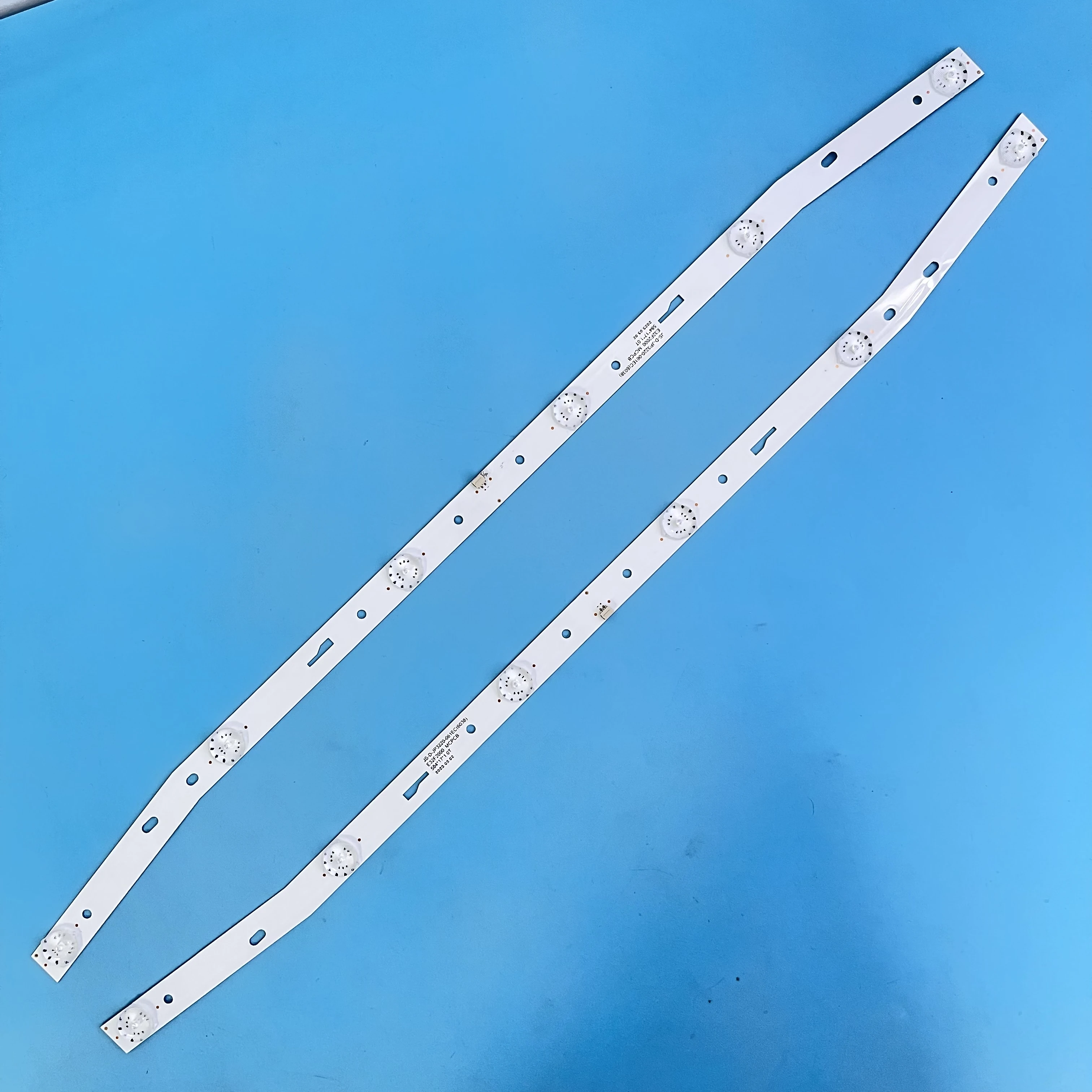 LED Array Light Bar For Galatec TVS-3205MC TVS-S3205MC Backlight Strips Matrix LED Lamp Len Band JS-D-JP3220-061EC E32F2000
LED Array Light Bar For Galatec TVS-3205MC TVS-S3205MC Backlight Strips Matrix LED Lamp Len Band JS-D-JP3220-061EC E32F2000