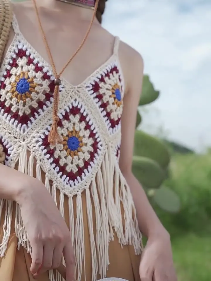 French style new vintage suspender top with hollowed out hook flower ethnic style knitted vest for women's summer outerwear seas
French style new vintage suspender top with hollowed out hook flower ethnic style knitted vest for women's summer outerwear seas