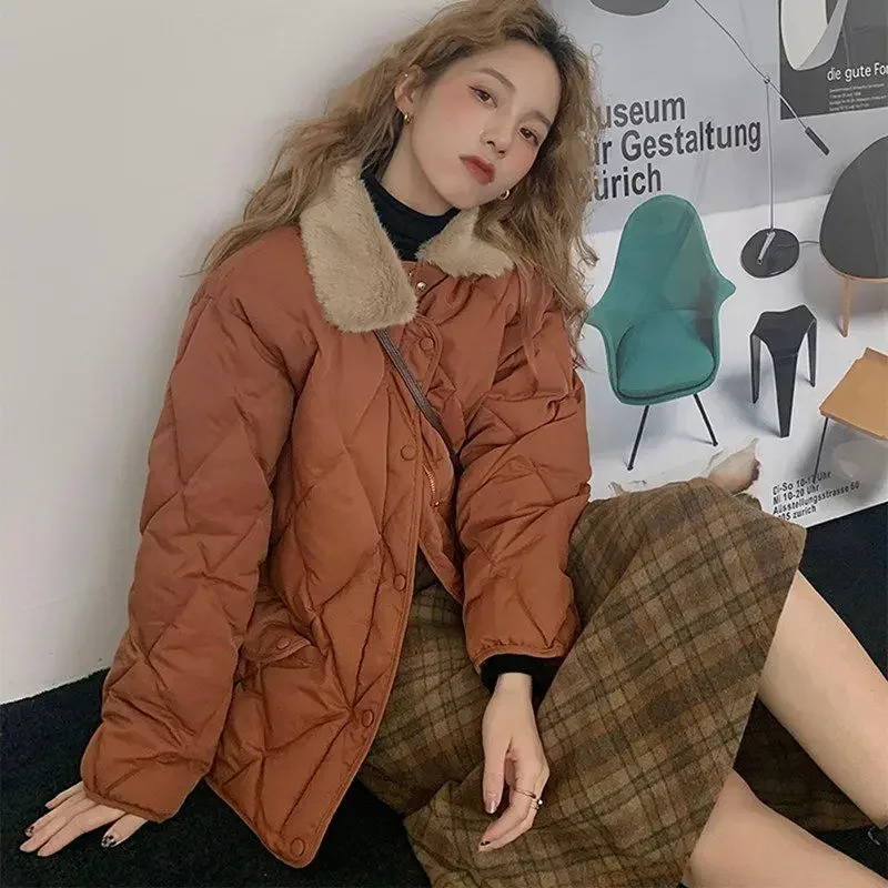 

Cropped Thick Padding Female Coats Check Quilted Padded Women's Jacket Brown Short Vintage Outerwear Fashion 2023 Cute Modern