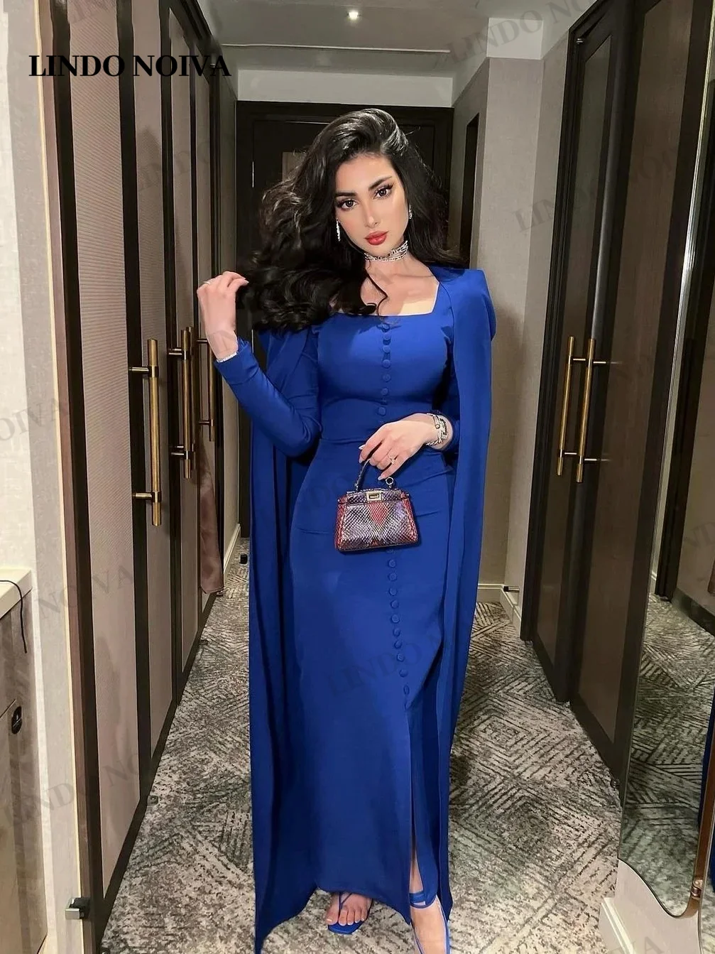 2024 Evening Elegant Vintage Simple Blue Buttons Square Collar Floor Length Formal Occasion Prom Dresses Evening Party Dresses
2024 Evening Elegant Vintage Simple Blue Buttons Square Collar Floor Length Formal Occasion Prom Dresses Evening Party Dresses