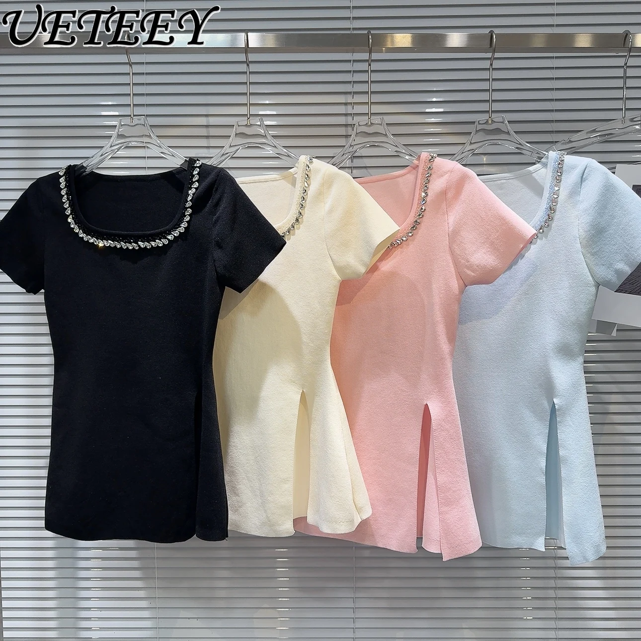 Summer New Rhinestone Collar Split Waist Fitted Skirt Stretch Slim-Fit Knitted Top Women Fashion Simple Short Sleeve T-shirt
Summer New Rhinestone Collar Split Waist Fitted Skirt Stretch Slim-Fit Knitted Top Women Fashion Simple Short Sleeve T-shirt