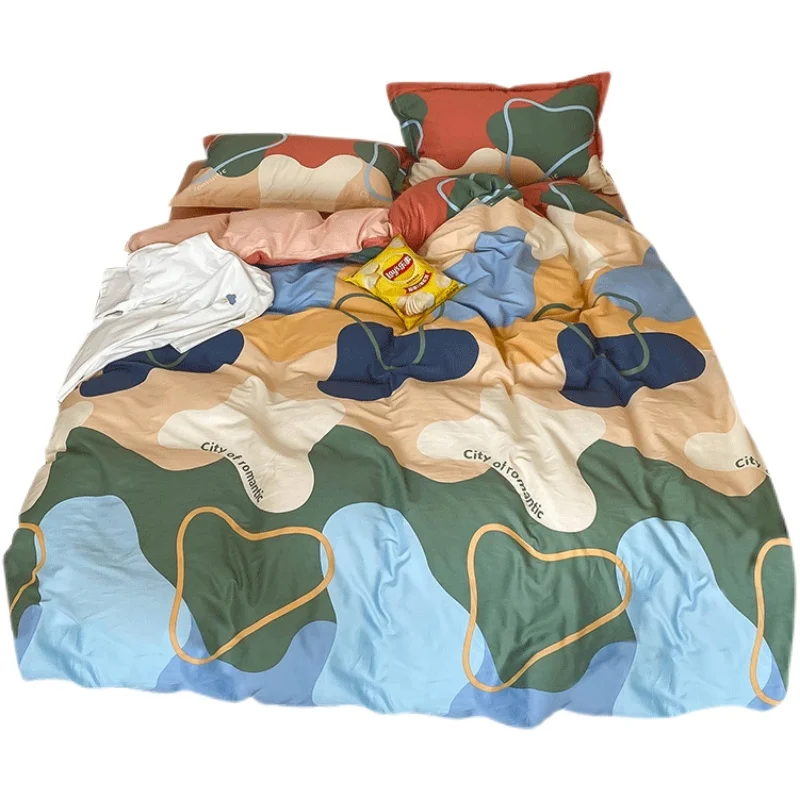 Four-Piece Set Pure Cotton All Cotton Nordic Seattle Printing Household Four-Piece Bedding Set 1.5M Bed bed set home
Four-Piece Set Pure Cotton All Cotton Nordic Seattle Printing Household Four-Piece Bedding Set 1.5M Bed bed set home