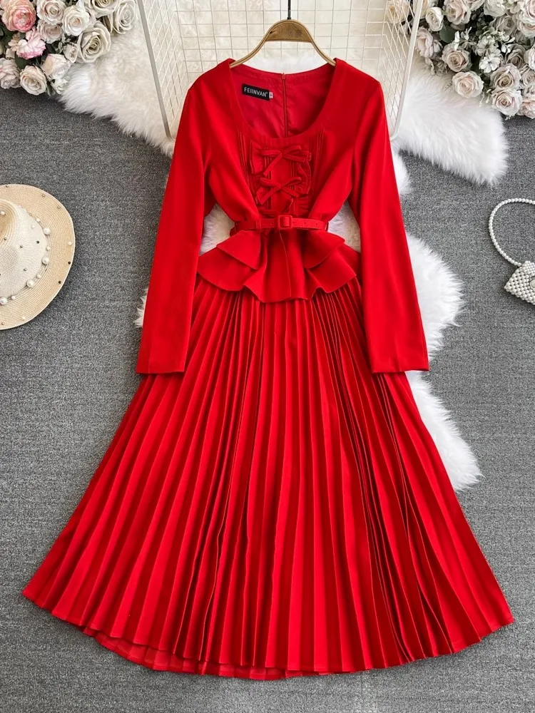 Women Pleated Stitching Midi Dress Spring U-Neck Bow Tie Slim Office Ladies Elegant Fake Two Piece Long Robes With Sashes
Women Pleated Stitching Midi Dress Spring U-Neck Bow Tie Slim Office Ladies Elegant Fake Two Piece Long Robes With Sashes