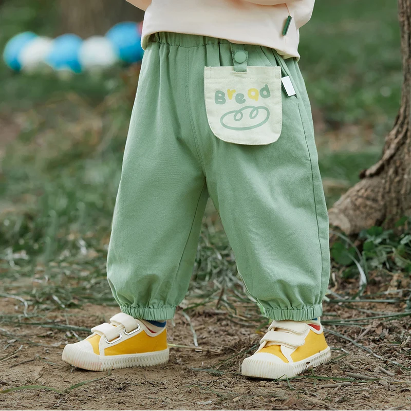 Boys and Girls' Solid Color Detachable Pocket Pants New Autumn Versatile Fashion Children's Pants
Boys and Girls' Solid Color Detachable Pocket Pants New Autumn Versatile Fashion Children's Pants