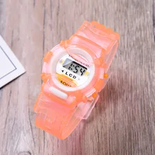 Neue Armband Elektronische Kinder Uhren Cartoon LED Sport Uhr Mode Kinder Uhr ForGirls Jungen Geschenk reloj infantil
Neue Armband Elektronische Kinder Uhren Cartoon LED Sport Uhr Mode Kinder Uhr ForGirls Jungen Geschenk reloj infantil