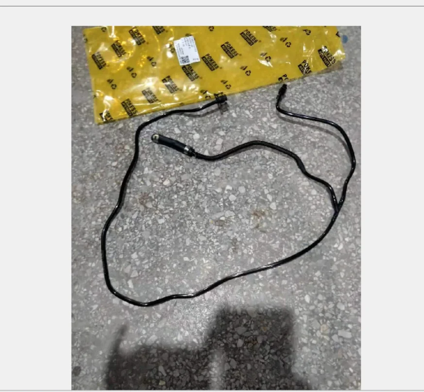 POKESS Radiator Water tank backwater long hose long hose For Ford focus 2012 2014 2.0
POKESS Radiator Water tank backwater long hose long hose For Ford focus 2012 2014 2.0
