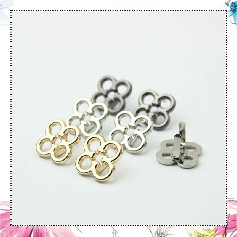 50Pcs 19mm Metal Floral Decor Button Clasp Hollow Flower Shoes Feet Buckle DIY Jewelry Pin Clip Buckles Garment Accessories 
50Pcs 19mm Metal Floral Decor Button Clasp Hollow Flower Shoes Feet Buckle DIY Jewelry Pin Clip Buckles Garment Accessories