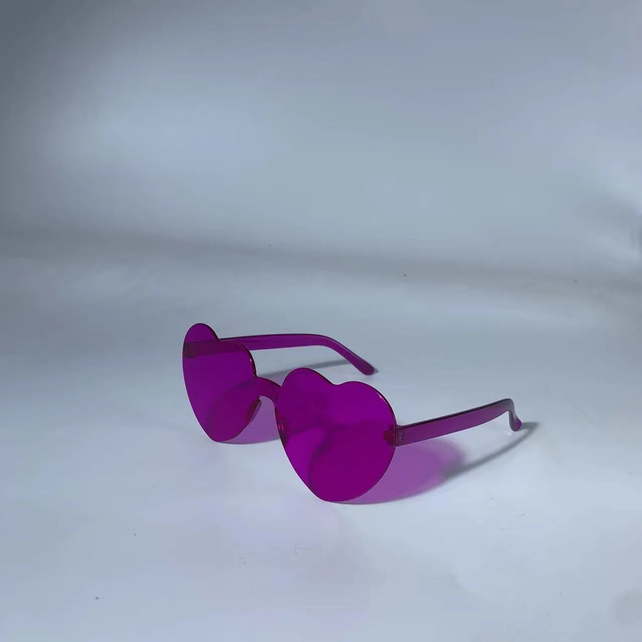 2024 Classics Fashion Sunglasses Men Sun Glasses Women Metal Frame Black Lens Eyewear Driving Goggles UV400 M62 
2024 Classics Fashion Sunglasses Men Sun Glasses Women Metal Frame Black Lens Eyewear Driving Goggles UV400 M62