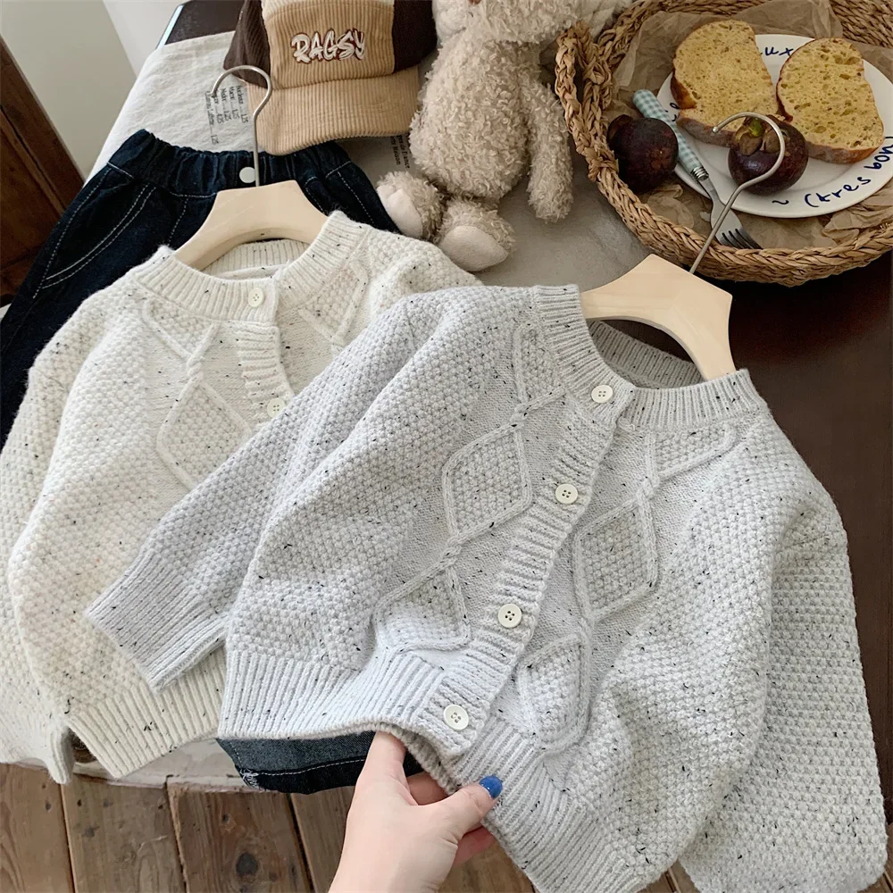 Children Sweater 2023 Korean Style New Autumn Boys Knit Coat Girls Sweater Cardigan Casual Simple Solid Color Kids Warm Sweater
Children Sweater 2023 Korean Style New Autumn Boys Knit Coat Girls Sweater Cardigan Casual Simple Solid Color Kids Warm Sweater