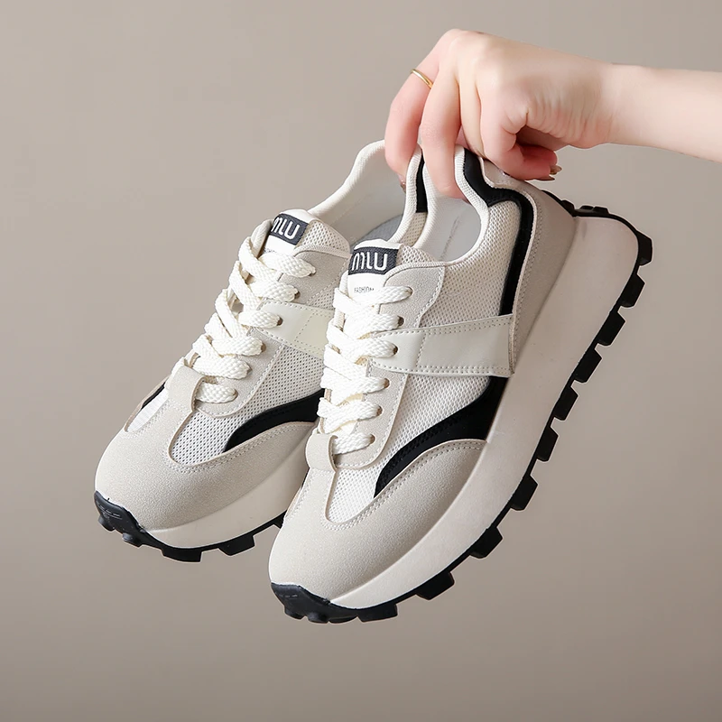 Женская износостойкая спортивная обувь, удобная Нескользящая дышащая обувь на толстой подошве
Женская износостойкая спортивная обувь, удобная Нескользящая дышащая обувь на толстой подошве