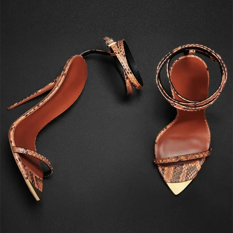 10CM Summer 2024 New fashion Dress Party Banquet Sandals for Women High Heels Designer Sexy Elegant Big Size Shoes 43 44 45 47
10CM Summer 2024 New fashion Dress Party Banquet Sandals for Women High Heels Designer Sexy Elegant Big Size Shoes 43 44 45 47