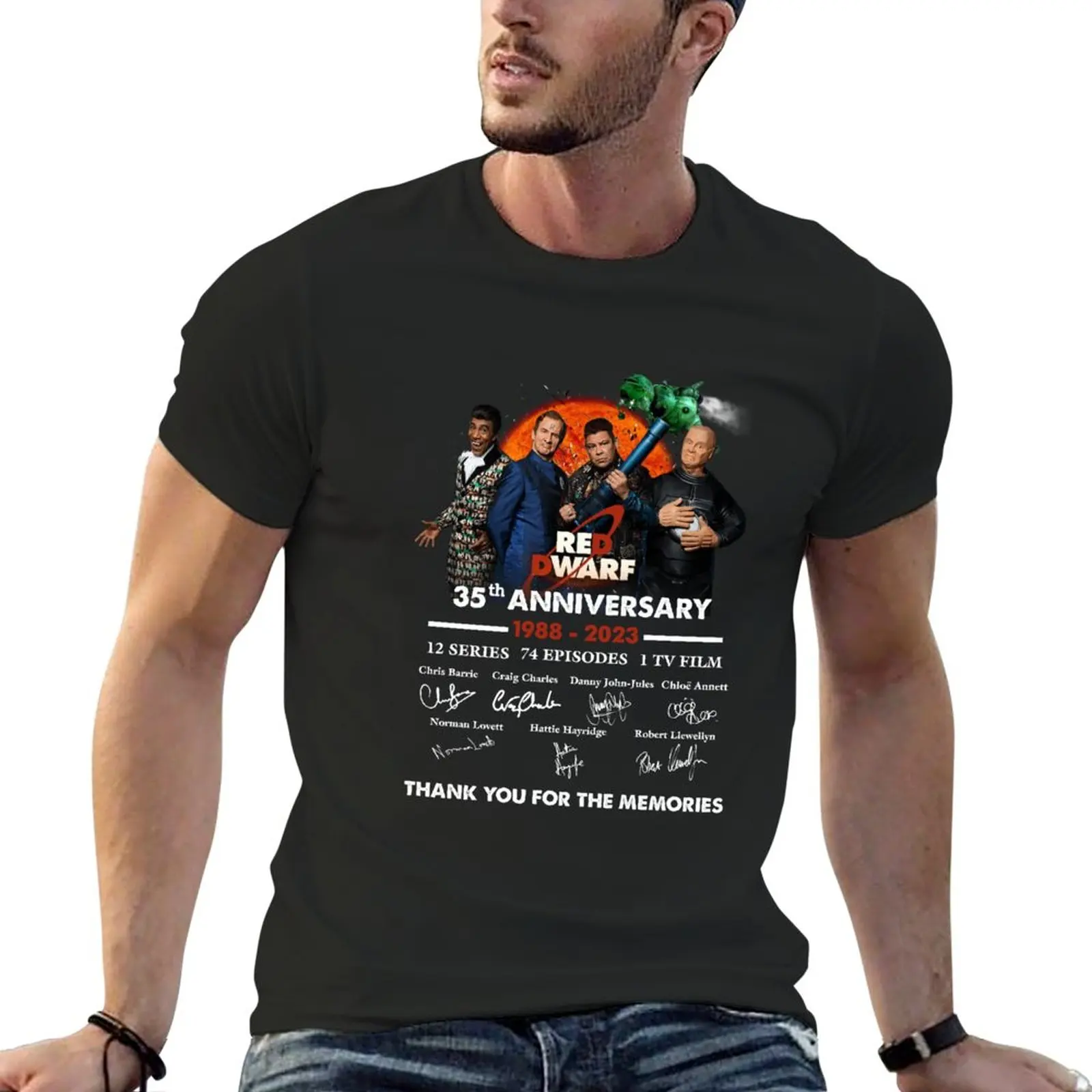 New Red Dwarf Anniversary 35th Cat Moon Memories Signature T-Shirt funny t shirt t-shirts man t shirt men
New Red Dwarf Anniversary 35th Cat Moon Memories Signature T-Shirt funny t shirt t-shirts man t shirt men
