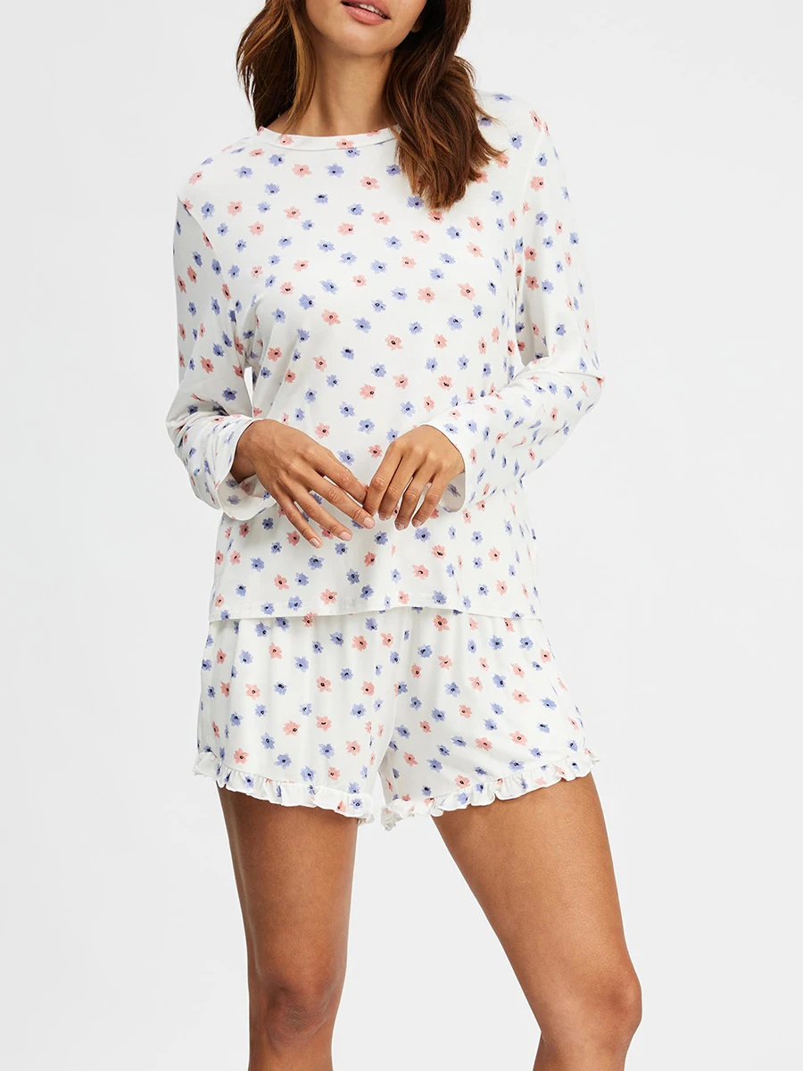

Women Y2k 2 Piece Pajama Set Cute Floral Ruffle Long Sleeve T Shirt Button Top and Shorts Pjs Set Sleep Loungewear