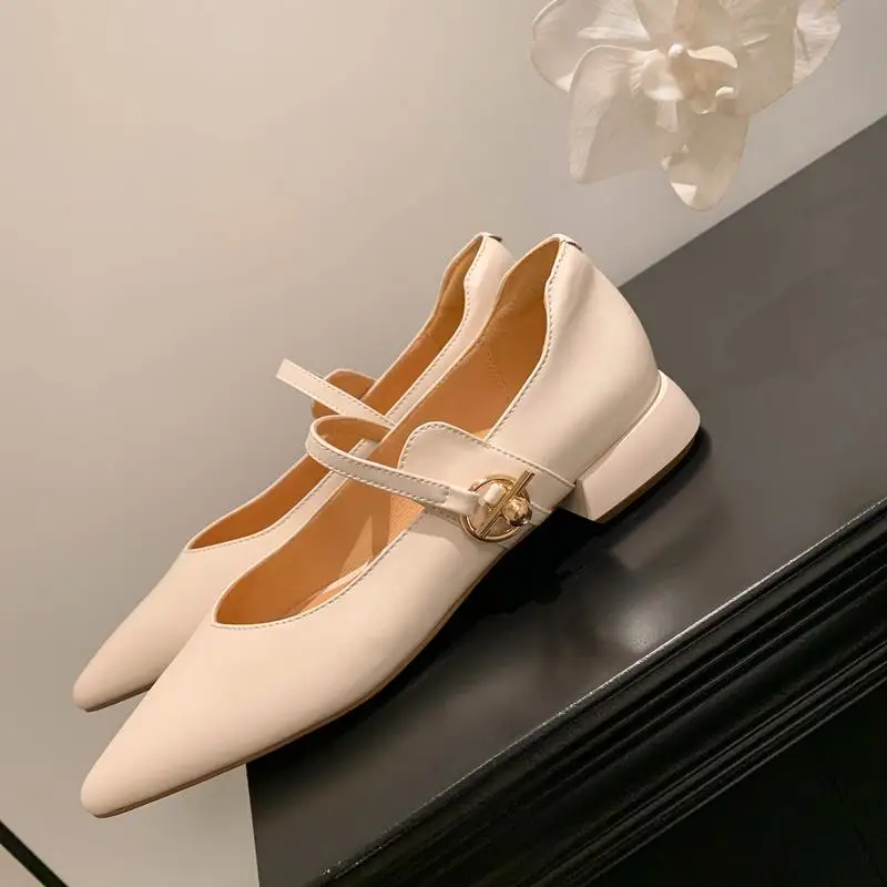 Size 33-41 Comfortable Natural Genuine Leather Women Heels Shoes Pointed Toe Pure Colour Fashion Low Heel Shoes Easy To Walk
Size 33-41 Comfortable Natural Genuine Leather Women Heels Shoes Pointed Toe Pure Colour Fashion Low Heel Shoes Easy To Walk