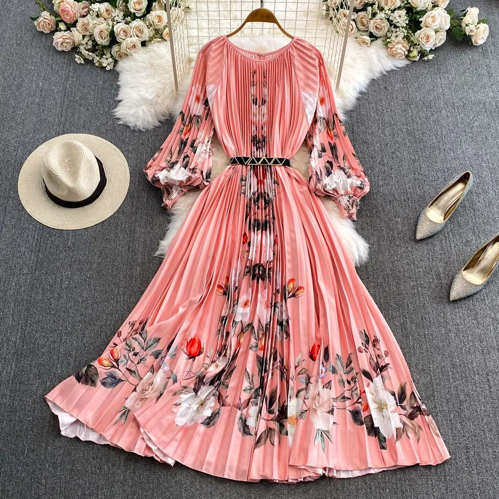 Retro printing dress heavy pressing pleated Slim long bubble sleeve temperament dress spring Europe and the United States style
Retro printing dress heavy pressing pleated Slim long bubble sleeve temperament dress spring Europe and the United States style