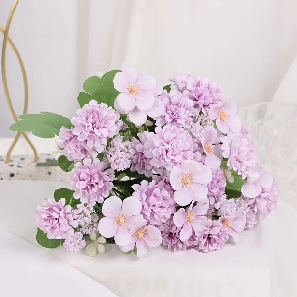 Small Daisy Simulation Bouquet Begonia Ball Silk Flower Living Room Fake Flower For Wedding Table Party Vase Home Decoration
Small Daisy Simulation Bouquet Begonia Ball Silk Flower Living Room Fake Flower For Wedding Table Party Vase Home Decoration