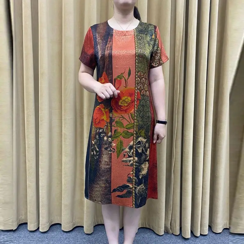 2023 Summer New Mom's Noble Dress Large Size Fashionable Middle aged and Elderly Women's Dress, Wide Wife Short sleeved Skirt
2023 Summer New Mom's Noble Dress Large Size Fashionable Middle aged and Elderly Women's Dress, Wide Wife Short sleeved Skirt