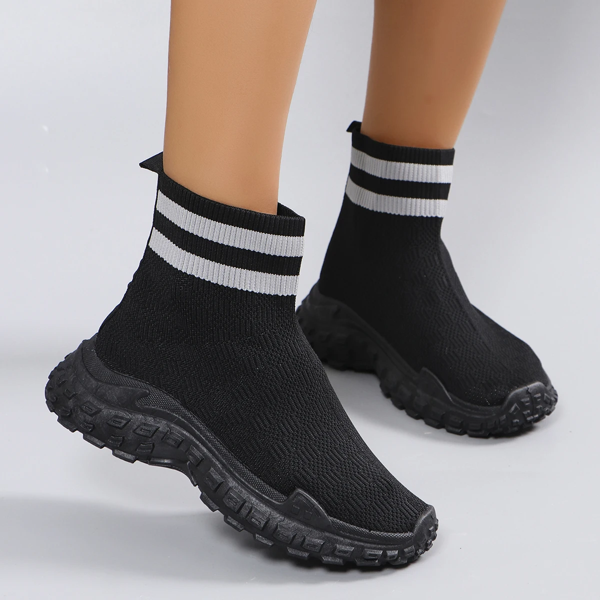 Spring new women's sports shoes, fashionable, breathable, lightweight, non-slip, wear-resistant, casual sports shoes, flat shoes 17 Sc83cccf4230e4c4a9d1507a485ac15aeC