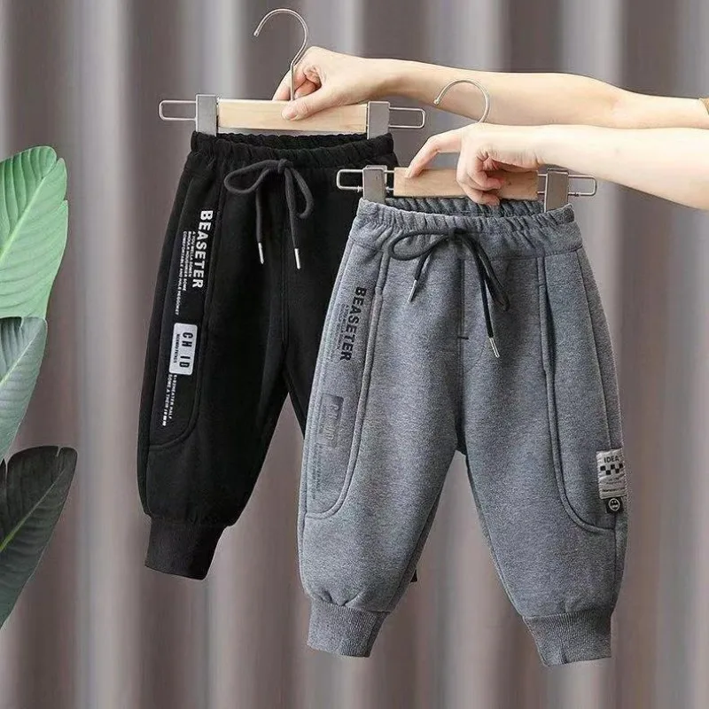 Winter Kids Fleece Warm Sweatpant Boys Letter Ankle Length Harem Pant 2+y Young Child Clothing Autumn Girls Thick Sport Trousers
Winter Kids Fleece Warm Sweatpant Boys Letter Ankle Length Harem Pant 2+y Young Child Clothing Autumn Girls Thick Sport Trousers