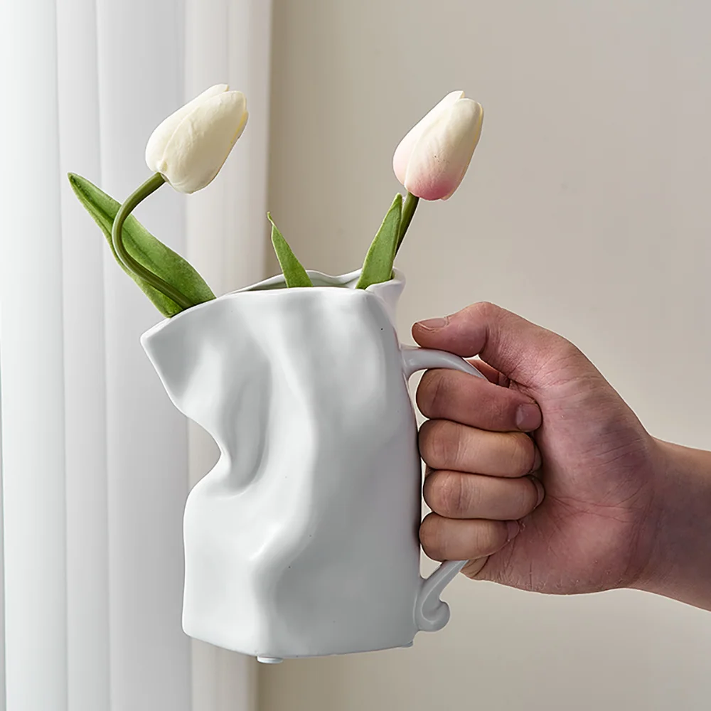 Nordic Pleated Ceramic Vase Home Decor Luxury Living Room Decoration Flower Pots Cachepot for Flowers Modern Decorative Vases
Nordic Pleated Ceramic Vase Home Decor Luxury Living Room Decoration Flower Pots Cachepot for Flowers Modern Decorative Vases