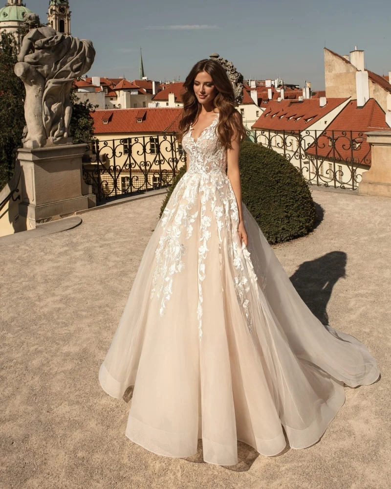Champagne Illusion Neck Wedding Dresses Applique A Line Vestido De Noiva Sexy Open Back Vestidos De Novia
Champagne Illusion Neck Wedding Dresses Applique A Line Vestido De Noiva Sexy Open Back Vestidos De Novia
