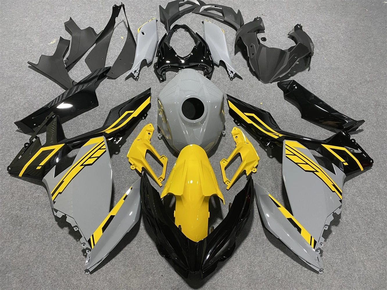NEW ABS Motorcycle Whole Fairings Kit fit For Ninja400 EX400 EX Ninja 400 2018 2019 2020 2021 2022 2023 24 Bodywork full fairing
NEW ABS Motorcycle Whole Fairings Kit fit For Ninja400 EX400 EX Ninja 400 2018 2019 2020 2021 2022 2023 24 Bodywork full fairing