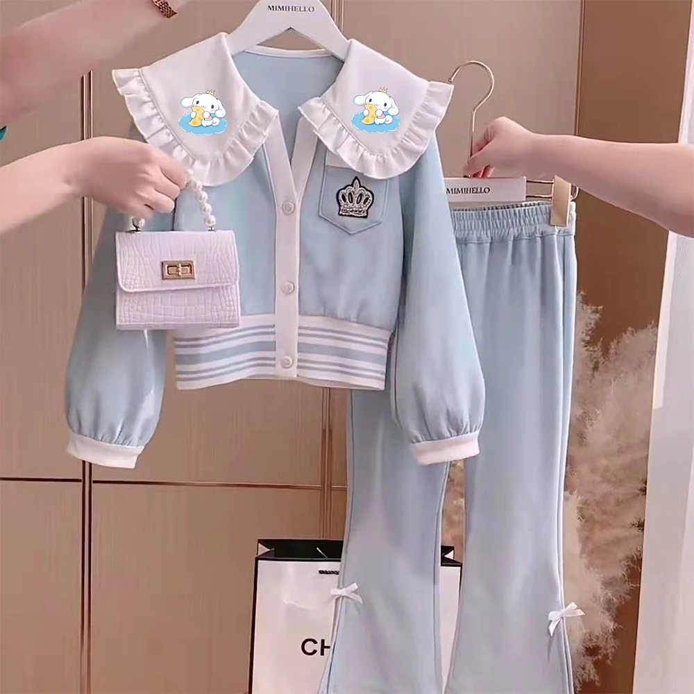 Костюм принцессы с аниме Sanrios Kuromi Cinnamoroll для девочек, комплект одежды из 2 предметов, осенняя мода, корейская мода, детское пальто и брюки для подростков
Костюм принцессы с аниме Sanrios Kuromi Cinnamoroll для девочек, комплект одежды из 2 предметов, осенняя мода, корейская мода, детское пальто и брюки для подростков